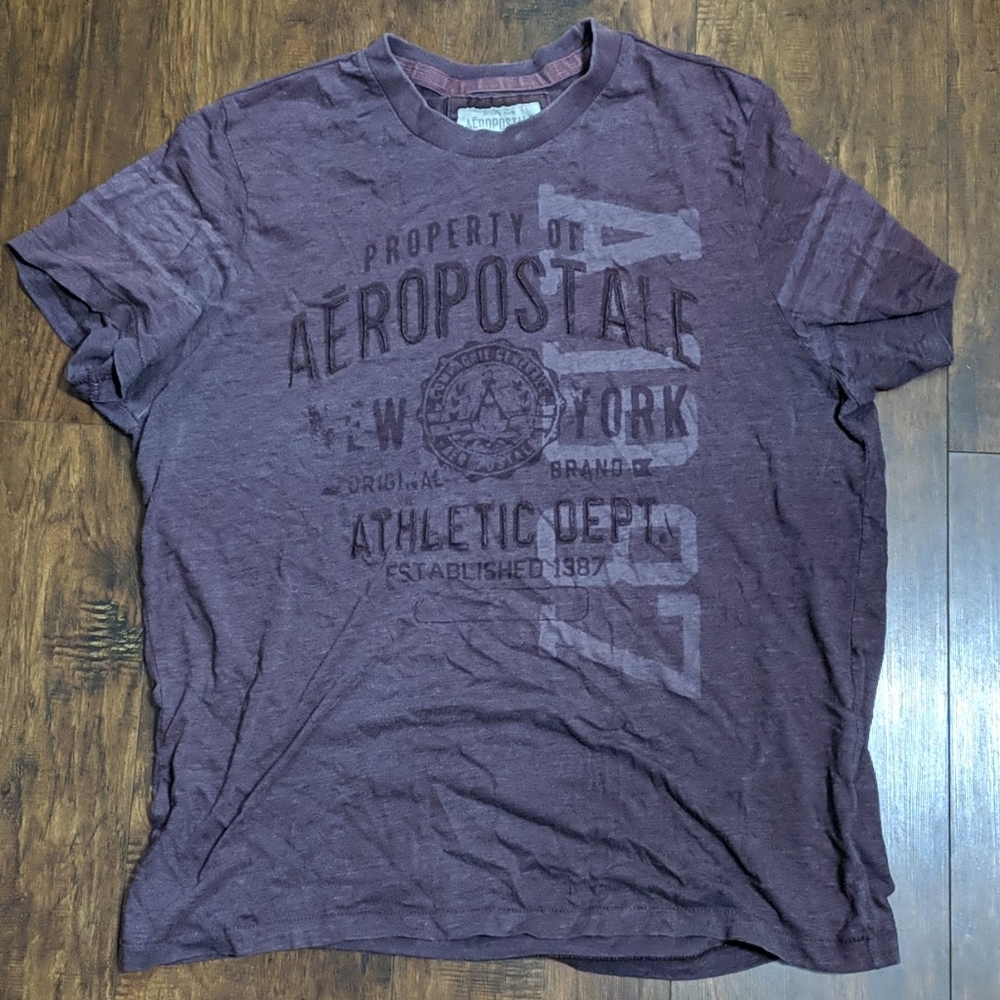 Aeropostale t shirt